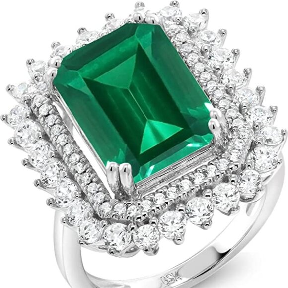 Jewelry - NWOT 925 Sterling Silver Green Simulated Emerald Women's Engagement Ring Size 6
